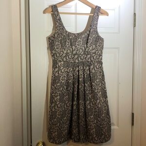 Studio Y Dress Size 7/8 Floral Lacy Look Regency